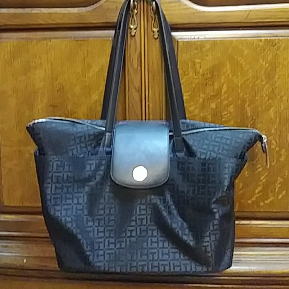 Tommy hilfiger handbag